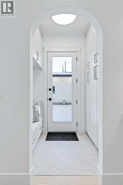 1741 48 Avenue Sw, Calgary, Alberta  T2T 2T2 - Photo 15 - A2277627