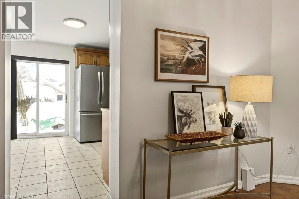 152 Strathcona Avenue N, Hamilton, Ontario  L8R 3C3 - Photo 16 - 40799055