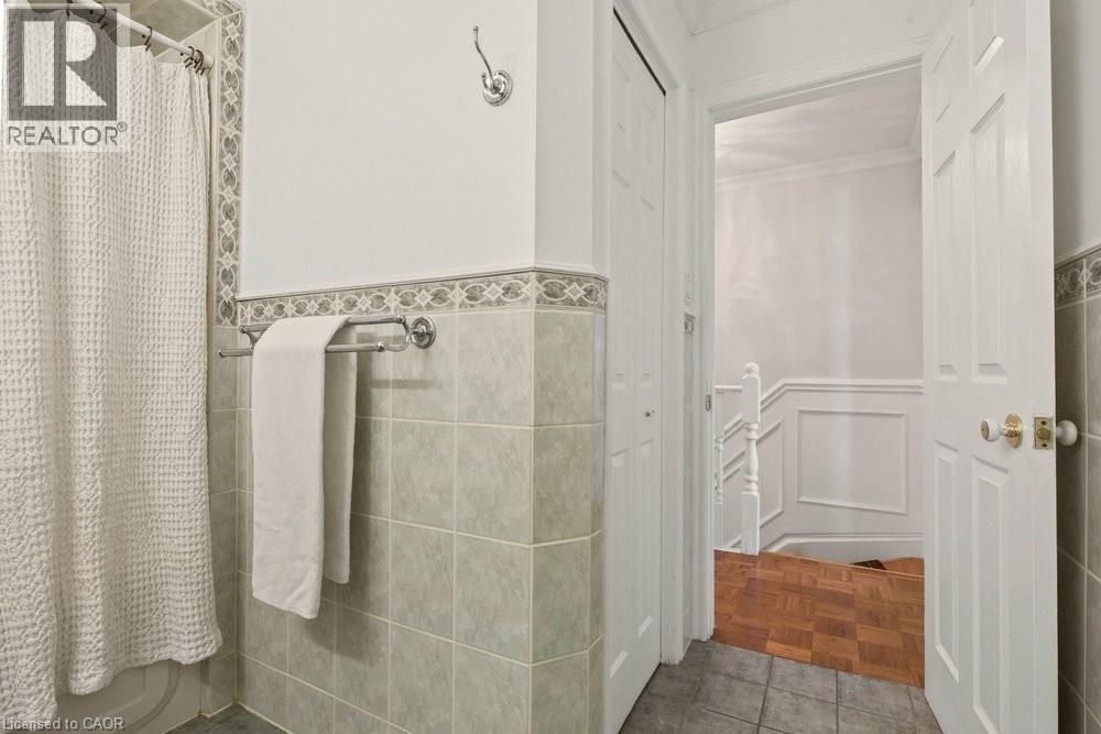 152 Strathcona Avenue N, Hamilton, Ontario  L8R 3C3 - Photo 31 - 40799055