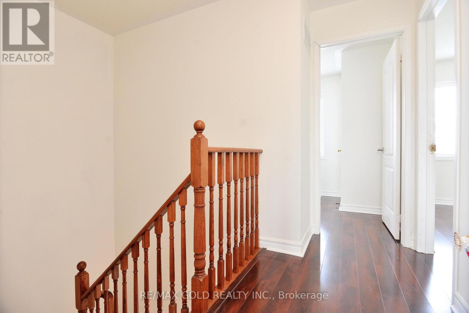 84 Trudelle Crescent, Brampton, Ontario  L7A 2Z2 - Photo 12 - W12711108