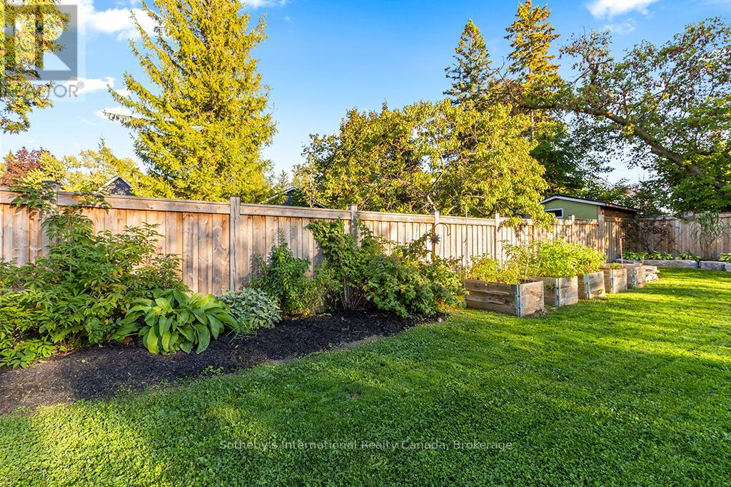 196 Ninth Street, Collingwood, Ontario  L9Y 2G5 - Photo 11 - S12601746