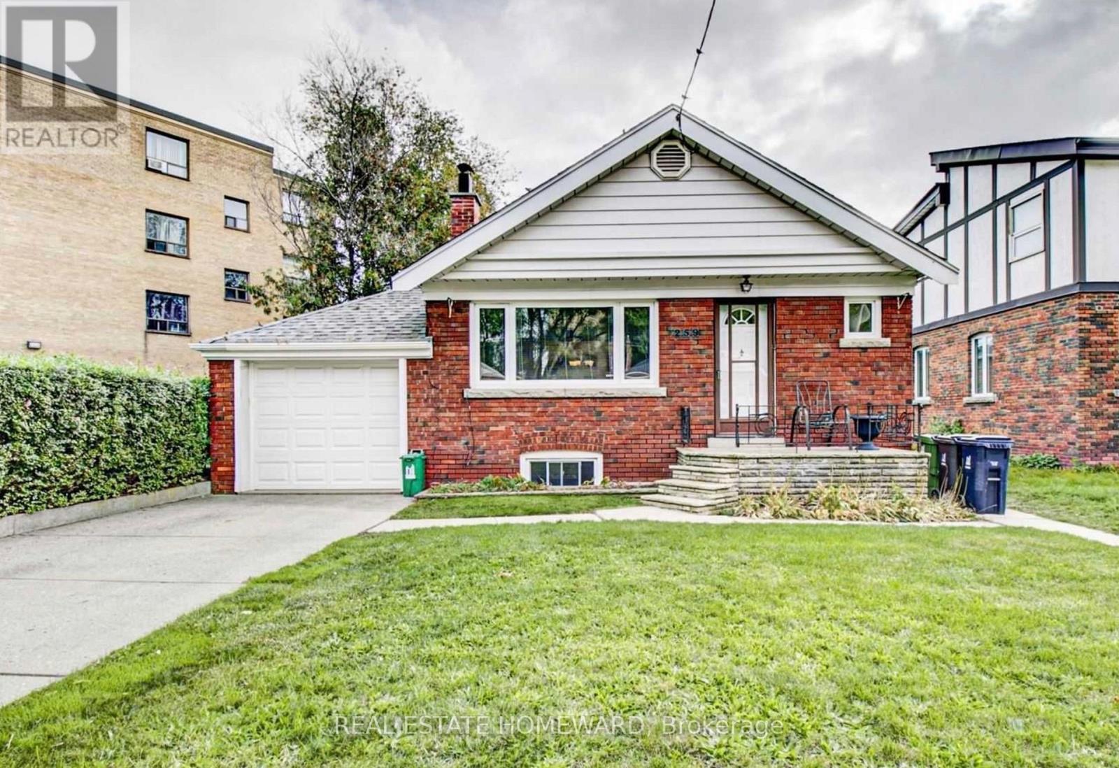 BSMT - 259 FERRIS. ROAD, Toronto, Ontario