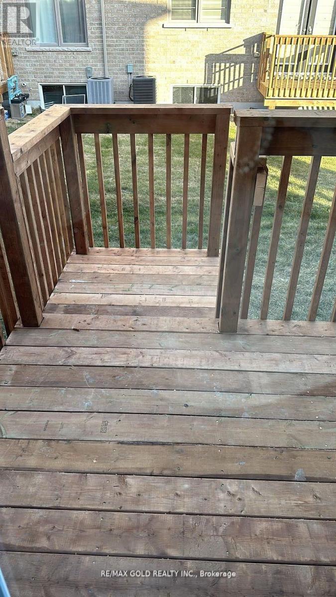 46 Bayardo Drive, Oshawa, Ontario  L1L 0V2 - Photo 18 - E12727292