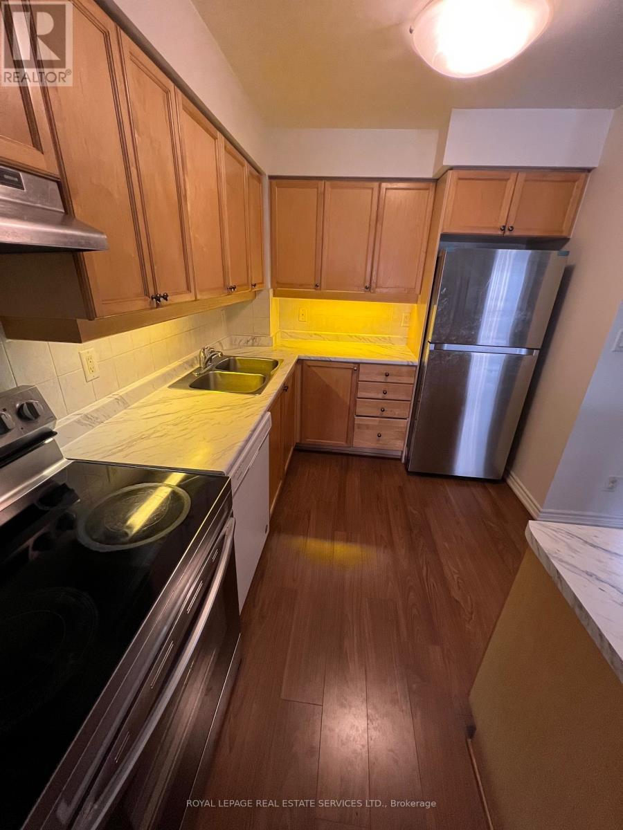 1903 - 3880 Duke Of York Boulevard, Mississauga, Ontario  L5B 4M7 - Photo 6 - W12724828