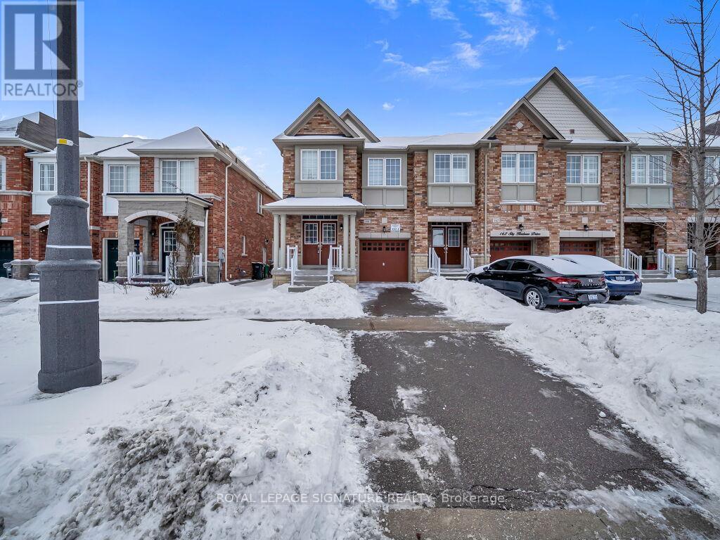 160 Sky Harbour Drive, Brampton, Ontario  L6Y 0T9 - Photo 2 - W12721460