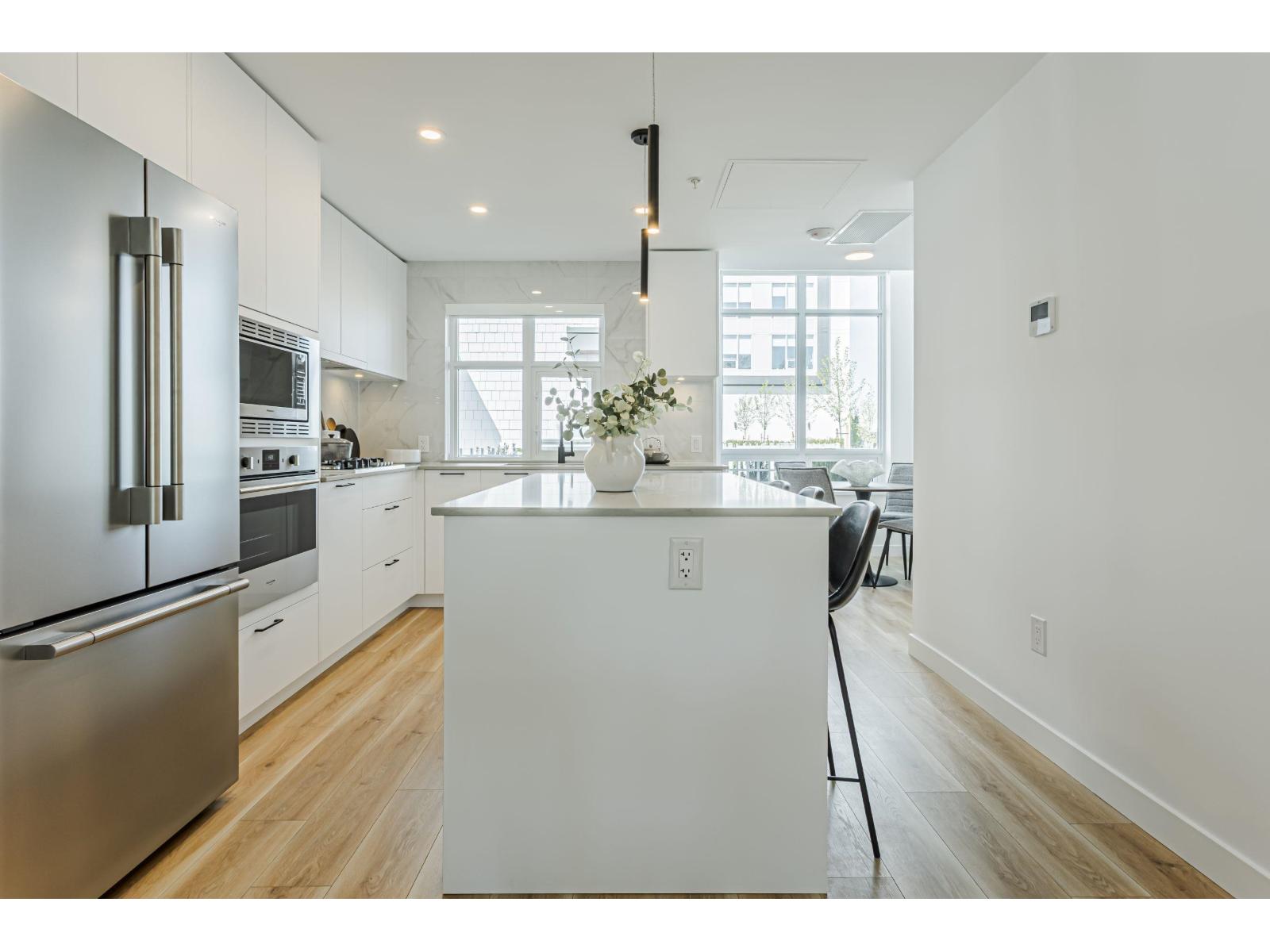 20075 85 Avenue, Langley, British Columbia  V2Y 3Y4 - Photo 4 - R3082548