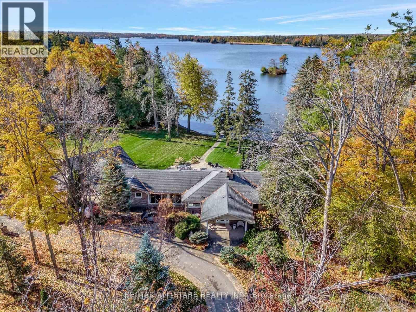 8 Manor Road, Kawartha Lakes, Ontario  K0M 1A0 - Photo 3 - X12727322