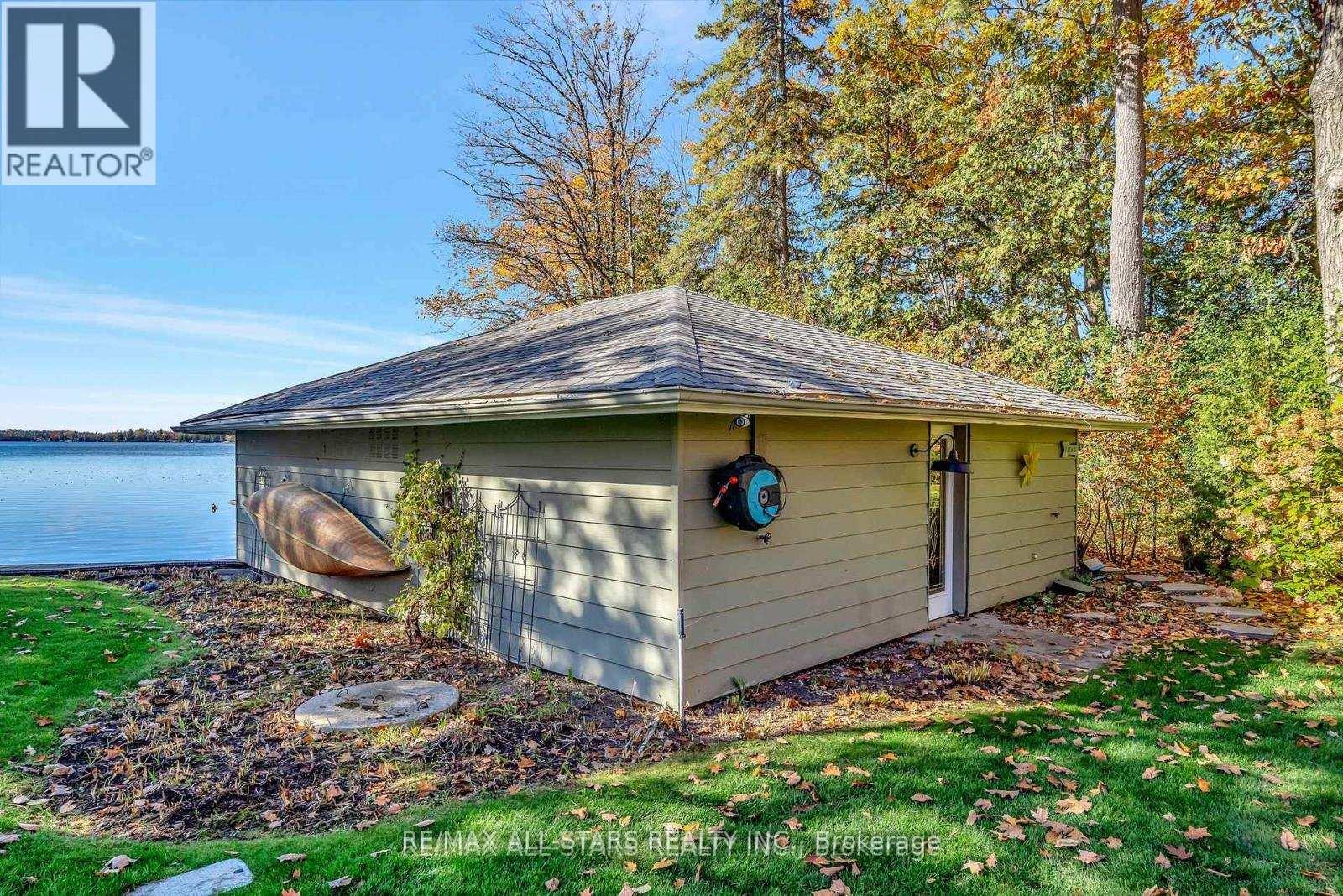 8 Manor Road, Kawartha Lakes, Ontario  K0M 1A0 - Photo 40 - X12727322