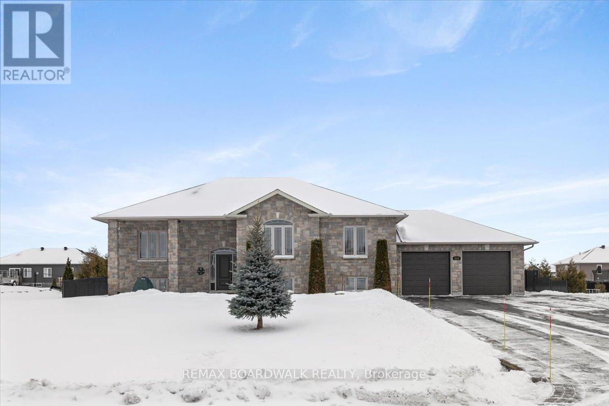 3421 SUMMERBREEZE DRIVE, Ottawa, Ontario