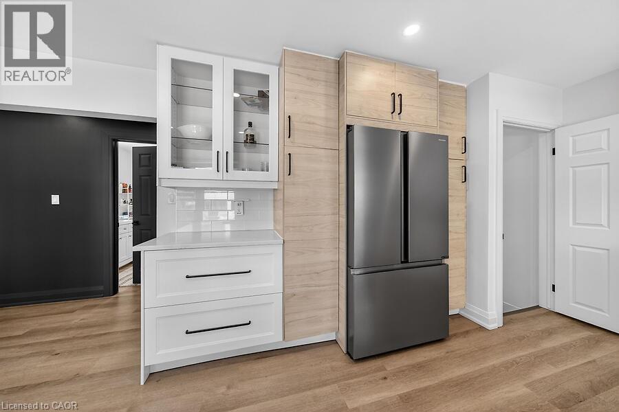 4503 Ontario Street, Beamsville, Ontario  L3J 0B8 - Photo 10 - 40800755