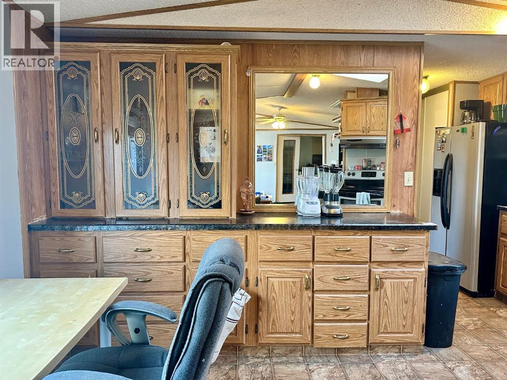 122 Blue Heron Road, Rural Newell, Alberta  T1R 0S1 - Photo 8 - A2270812