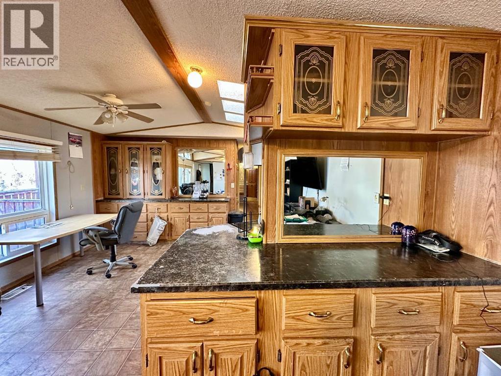 122 Blue Heron Road, Rural Newell, Alberta  T1R 0S1 - Photo 6 - A2270812