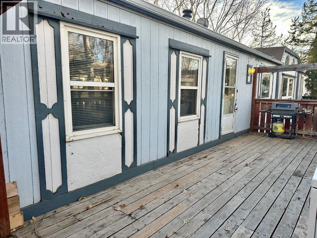 122 Blue Heron Road, Rural Newell, Alberta  T1R 0S1 - Photo 3 - A2270812