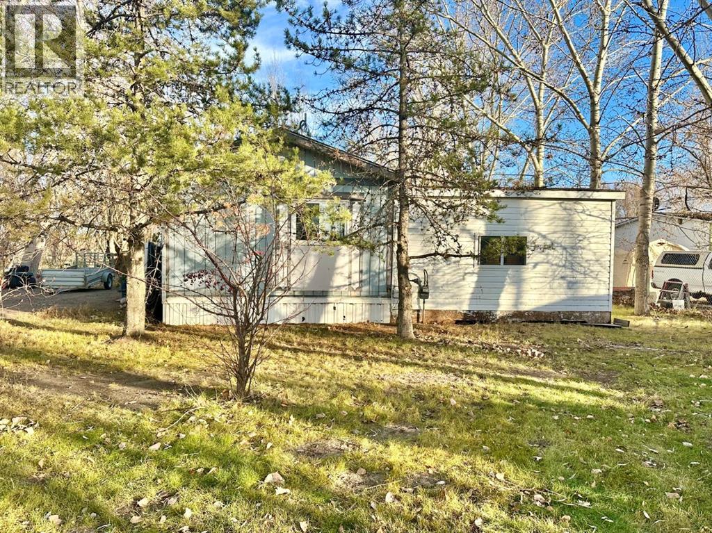 122 Blue Heron Road, Rural Newell, Alberta