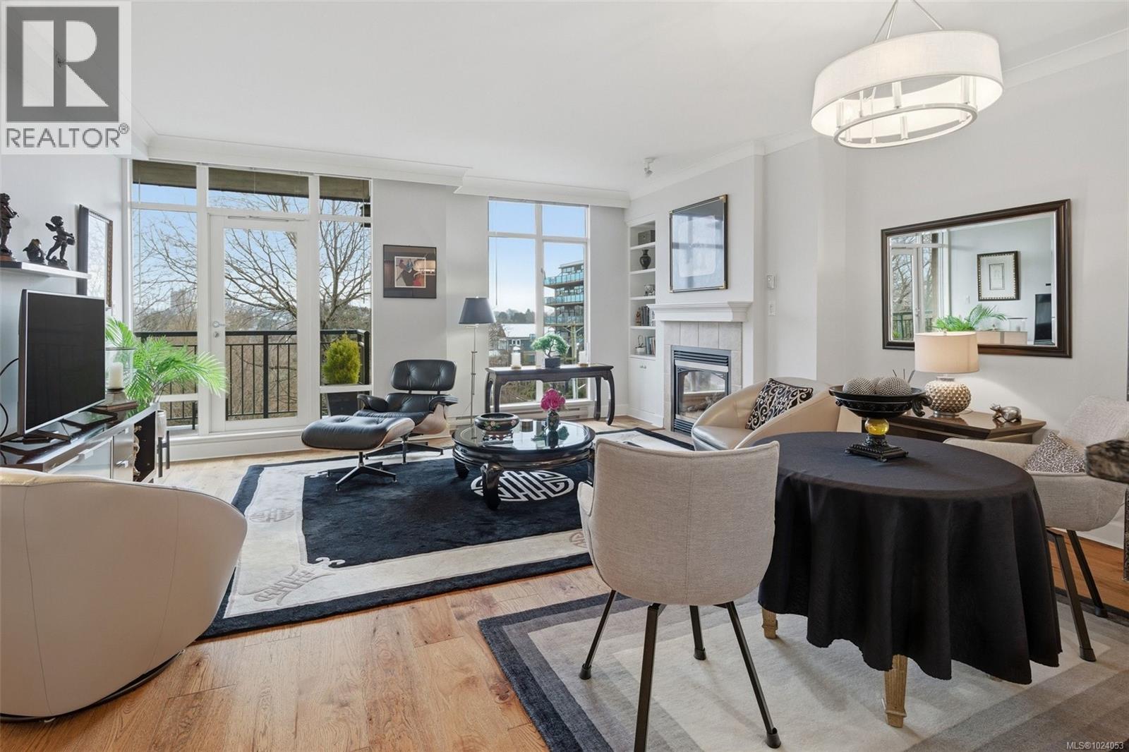 618 21 Dallas Rd, Victoria, British Columbia  V8V 4Z9 - Photo 13 - 1024053