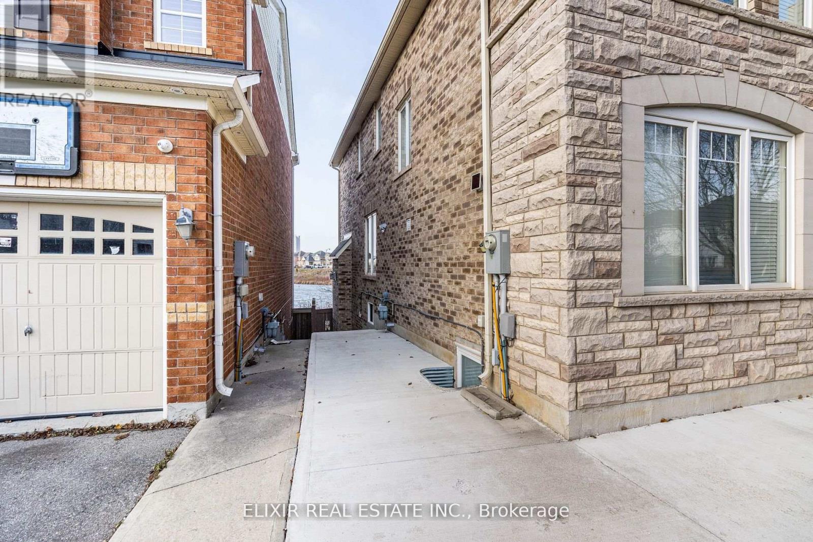 Bsmt - 40 Personna Circle, Brampton, Ontario  L6X 0P1 - Photo 2 - W12727350