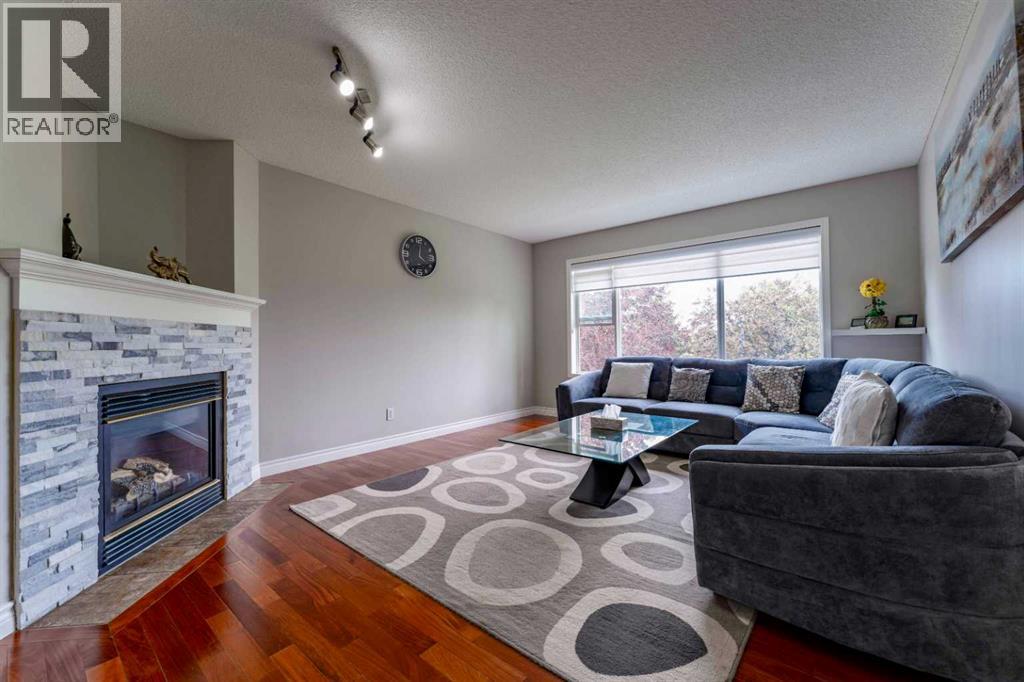 276 Fairways Bay Nw, Airdrie, Alberta  T4B 2P5 - Photo 14 - A2274154