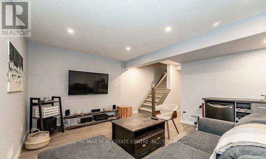 85 Bankside Drive, Kitchener, Ontario  N2N 3M4 - Photo 16 - X12727310