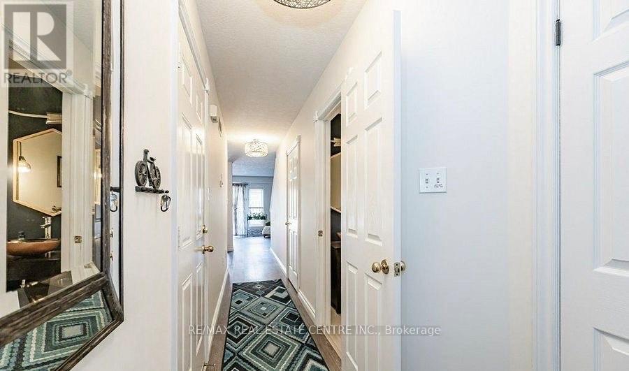 85 Bankside Drive, Kitchener, Ontario  N2N 3M4 - Photo 2 - X12727310