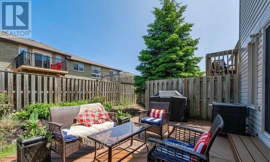 85 Bankside Drive, Kitchener, Ontario  N2N 3M4 - Photo 24 - X12727310