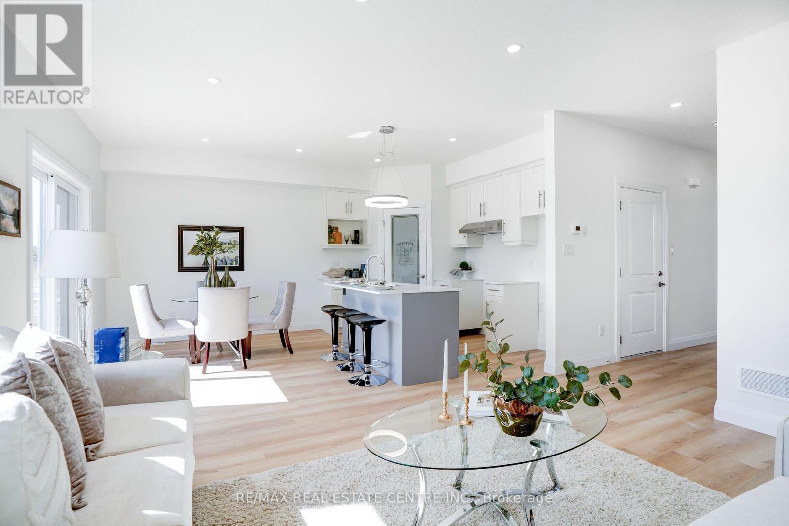 2568 Constance Avenue, London South, Ontario  N6M 1E7 - Photo 4 - X12727316