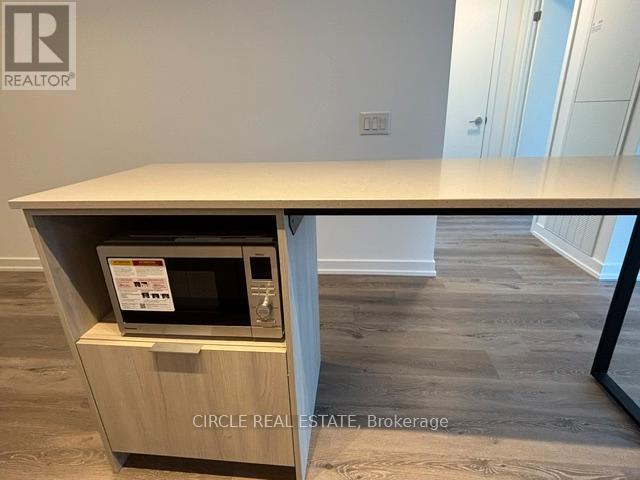 3305 - 395 Square One Drive, Mississauga, Ontario  L5B 0P6 - Photo 18 - W12722446