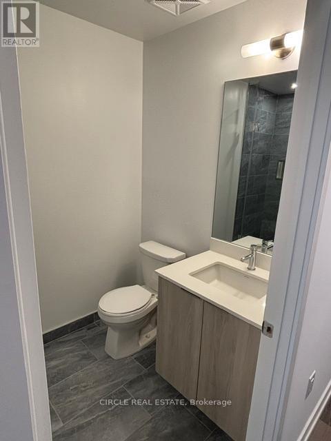 3305 - 395 Square One Drive, Mississauga, Ontario  L5B 0P6 - Photo 5 - W12722446