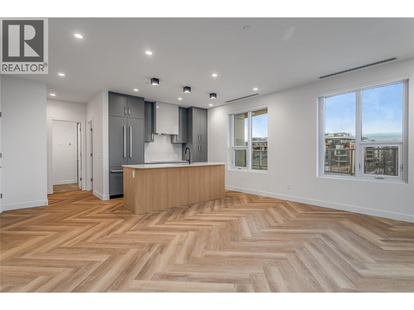 3340 Lakeshore Road Unit# 409, Kelowna, British Columbia  V1W 3S9 - Photo 3 - 10373251