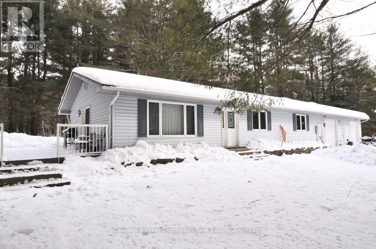 1033 Old Highway Road, Lake Of Bays, Ontario  P0A 1H0 - Photo 2 - X12727380