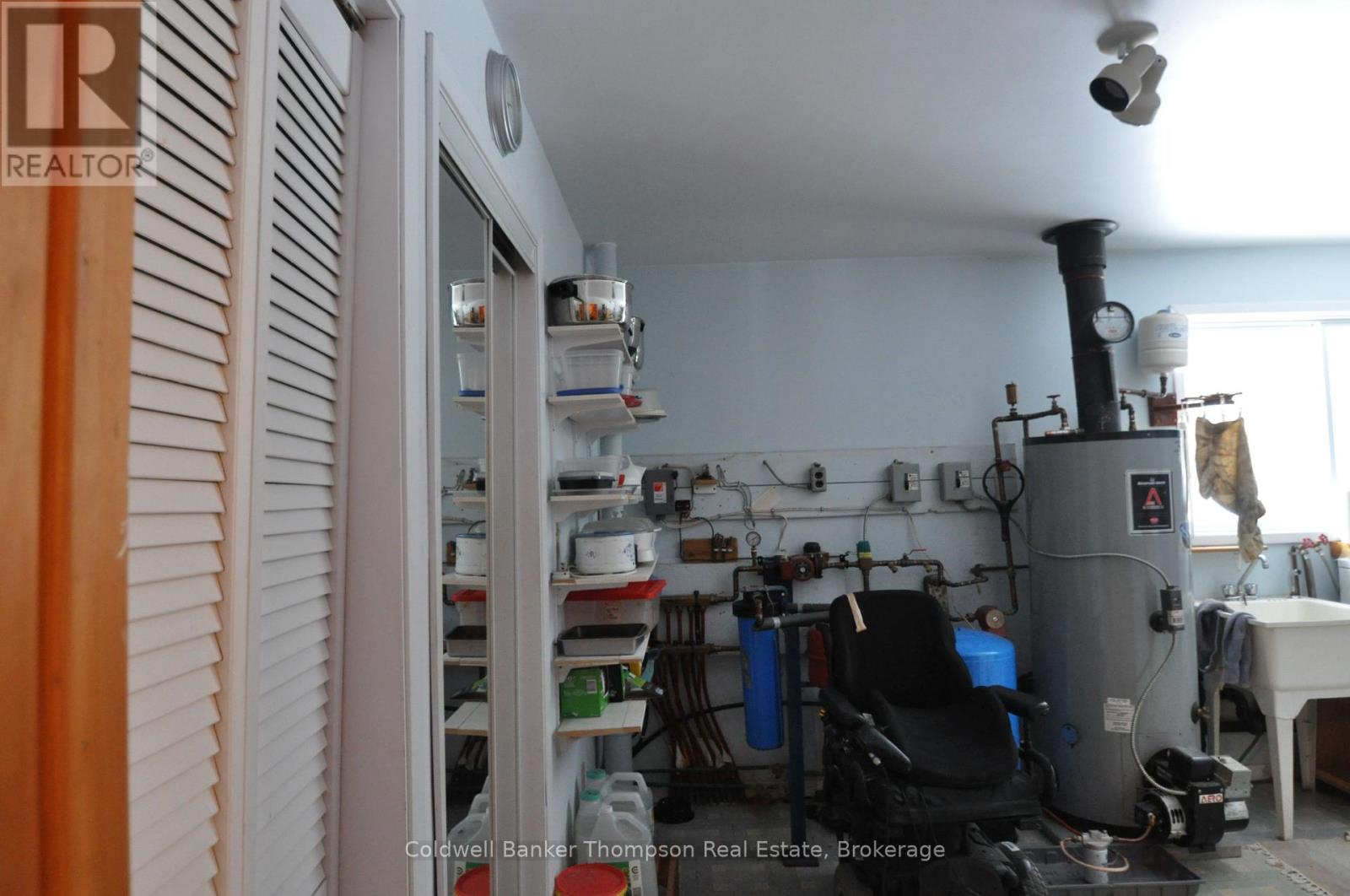 1033 Old Highway Road, Lake Of Bays, Ontario  P0A 1H0 - Photo 21 - X12727380