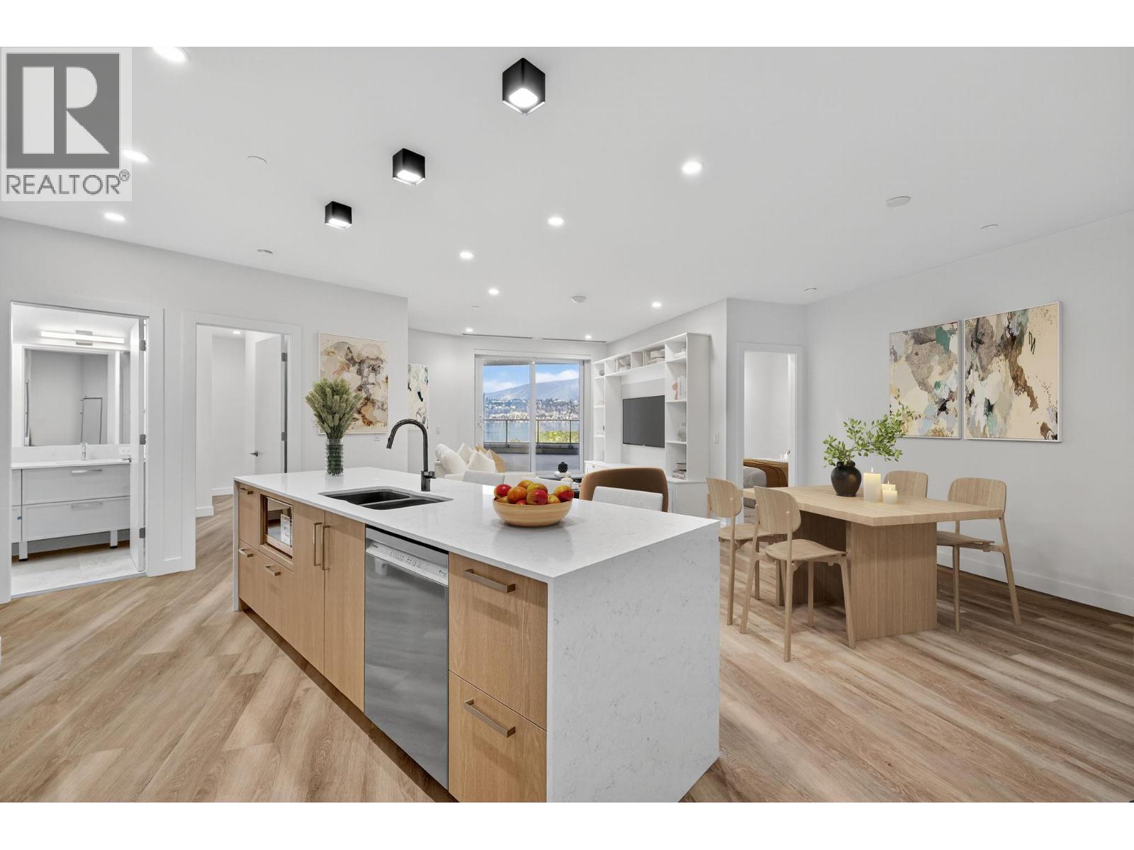 3340 Lakeshore Road Unit# 1006, Kelowna, British Columbia  V1W 3S9 - Photo 3 - 10373136