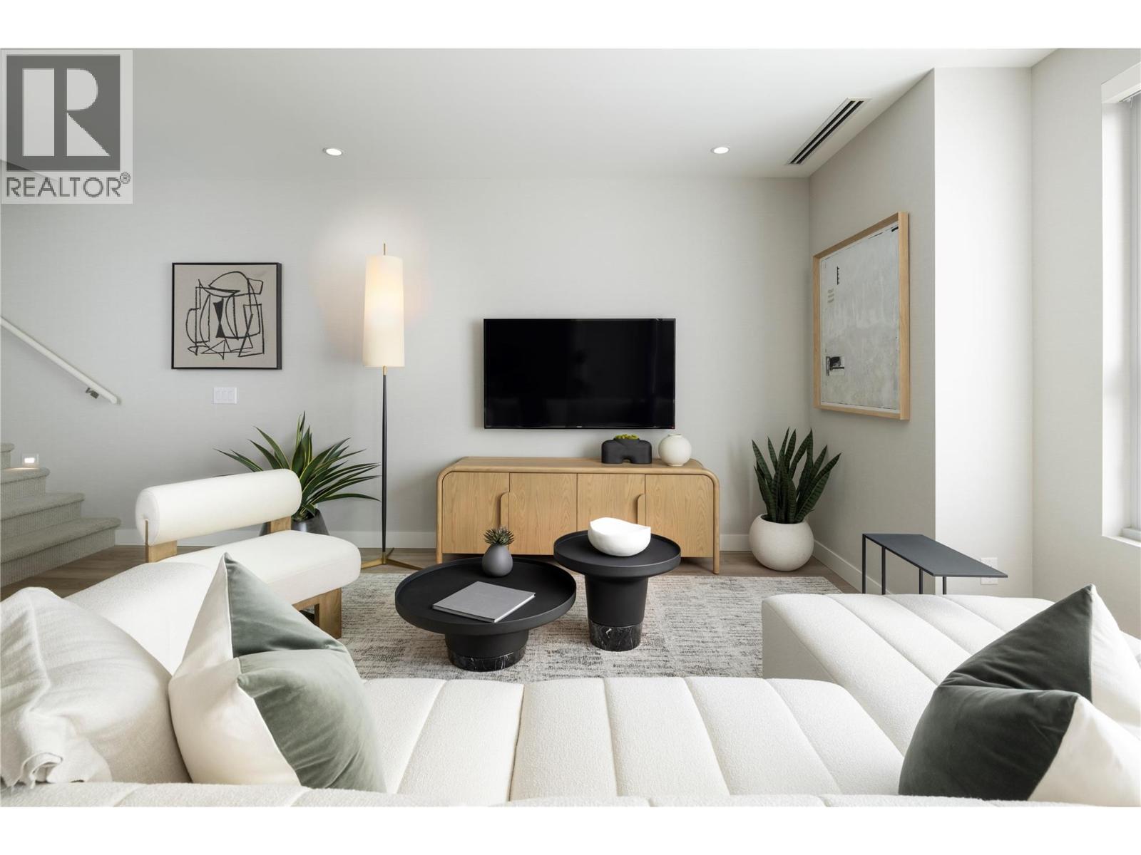 3321 Watt Road, Kelowna, British Columbia  V1W 3S9 - Photo 11 - 10373246