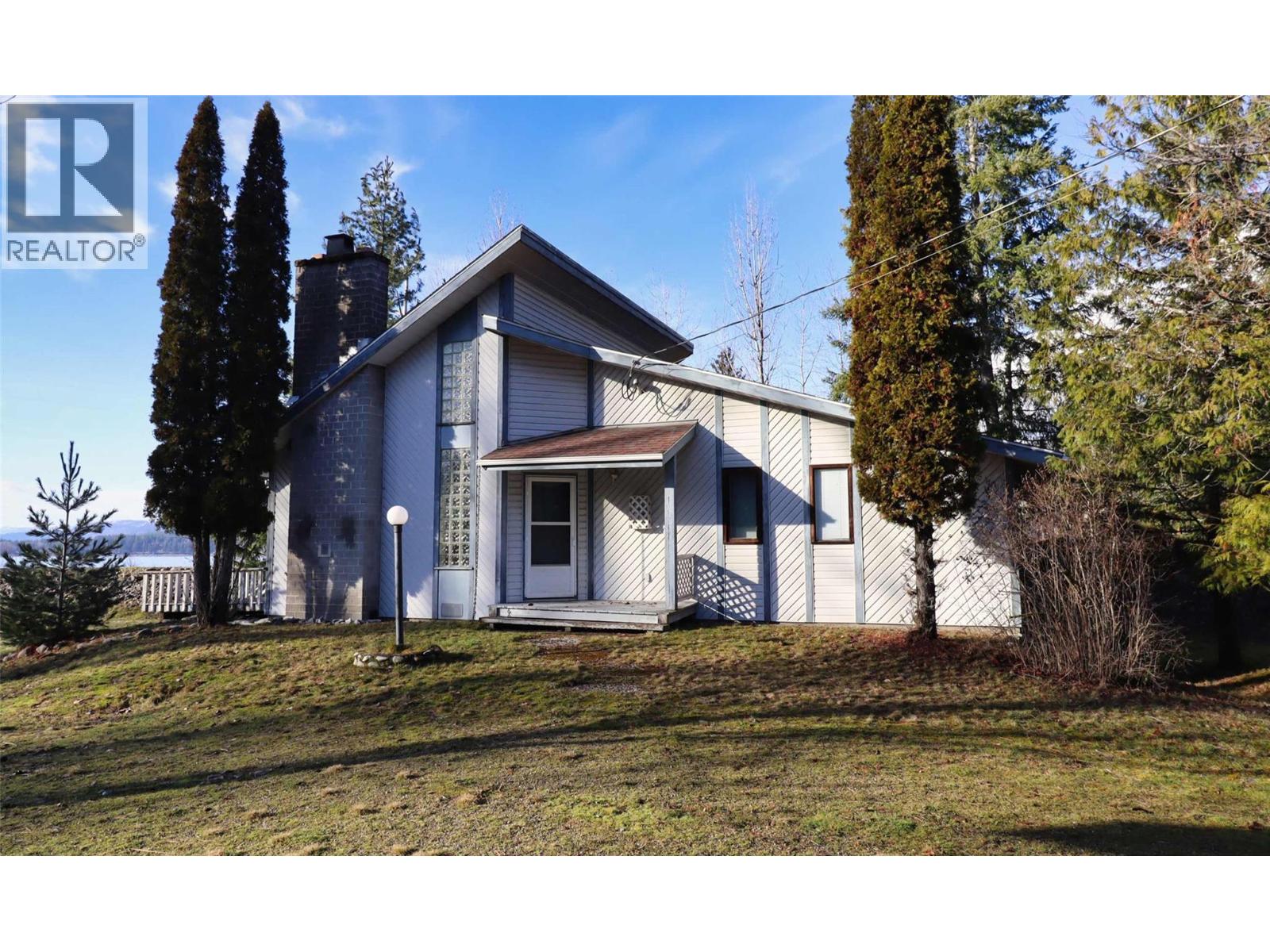 6884 Squilax-Anglemont Road, Magna Bay, British Columbia  V0E 1M7 - Photo 7 - 10373549