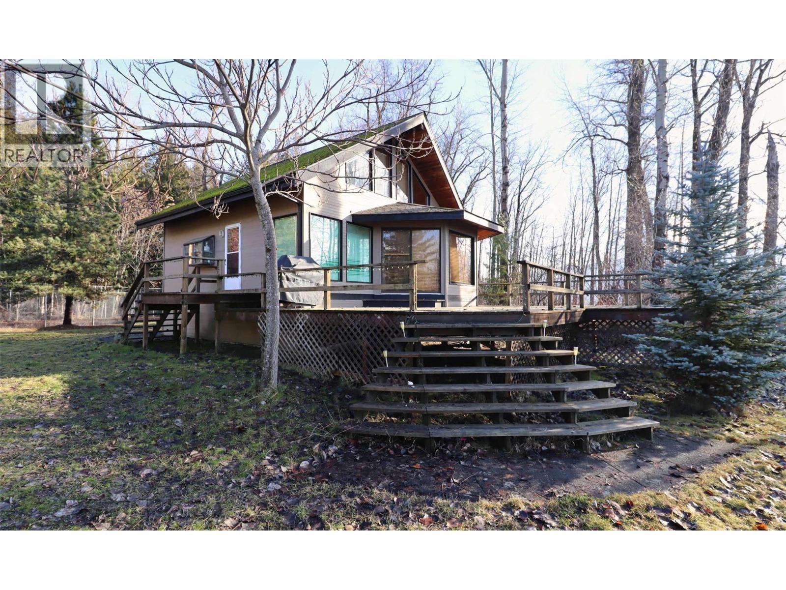 6884 Squilax-Anglemont Road, Magna Bay, British Columbia  V0E 1M7 - Photo 40 - 10373549