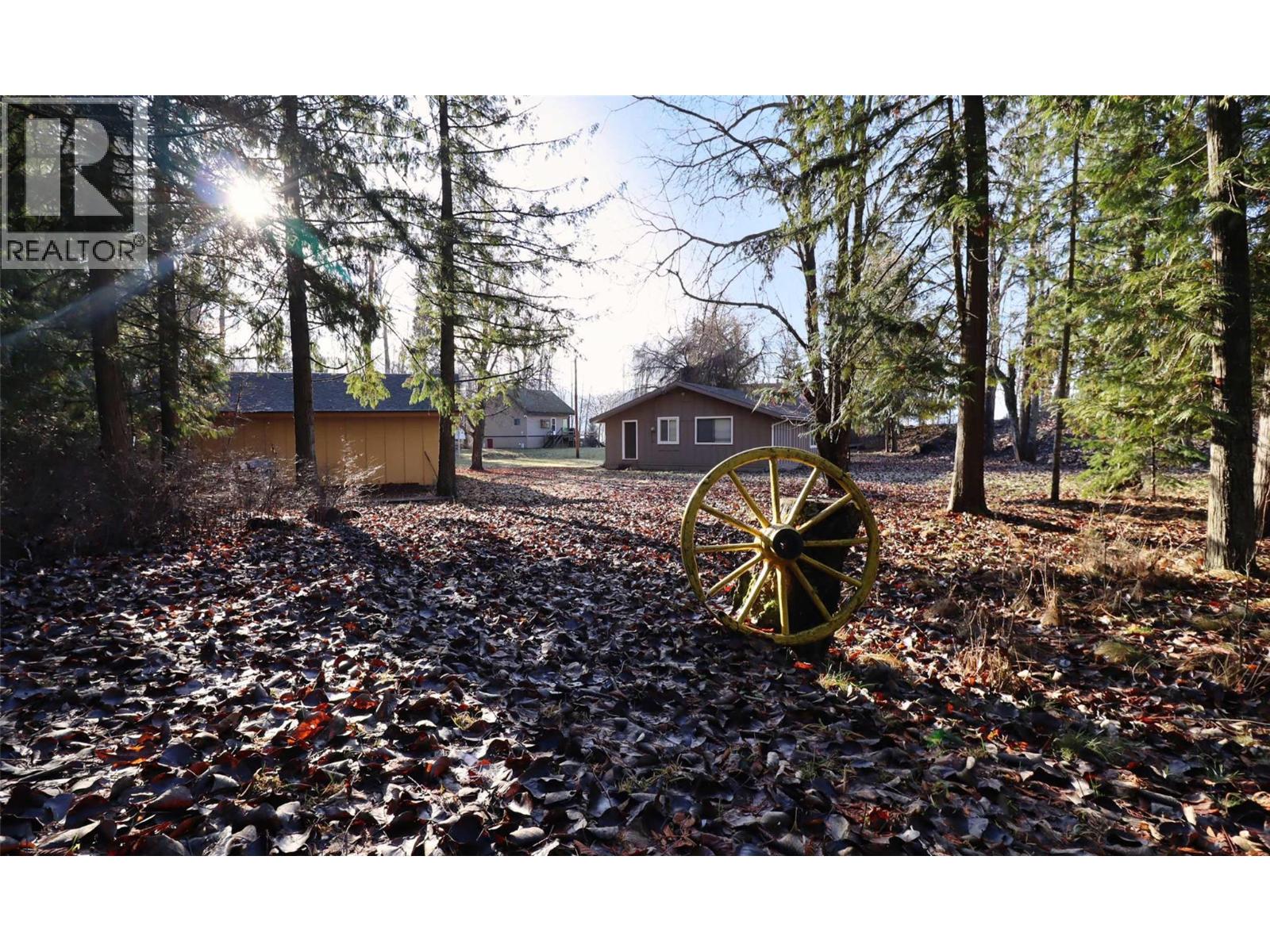 6884 Squilax-Anglemont Road, Magna Bay, British Columbia  V0E 1M7 - Photo 81 - 10373549