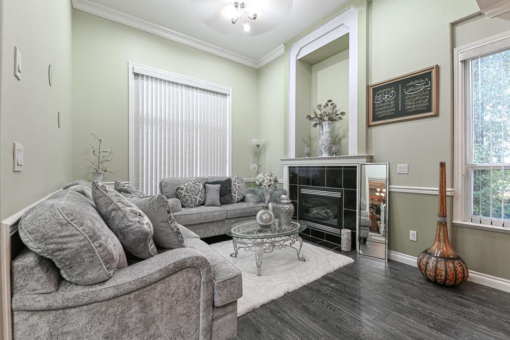 14490 67b Avenue, Surrey, British Columbia  V3S 0T3 - Photo 7 - R3082306