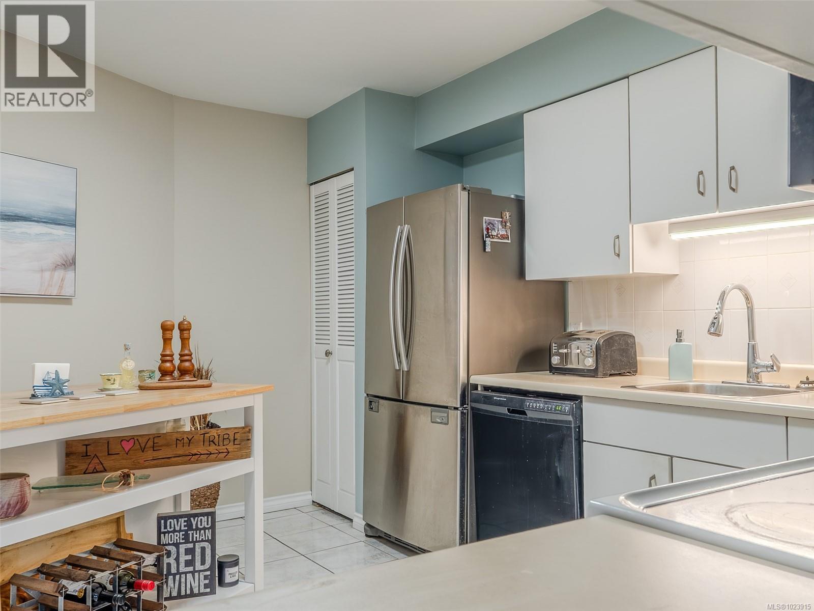 207 3555 Outrigger Rd, Nanoose Bay, British Columbia  V9P 9K1 - Photo 9 - 1023915