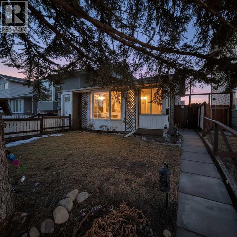 7840 20A Street SE, Calgary, Alberta