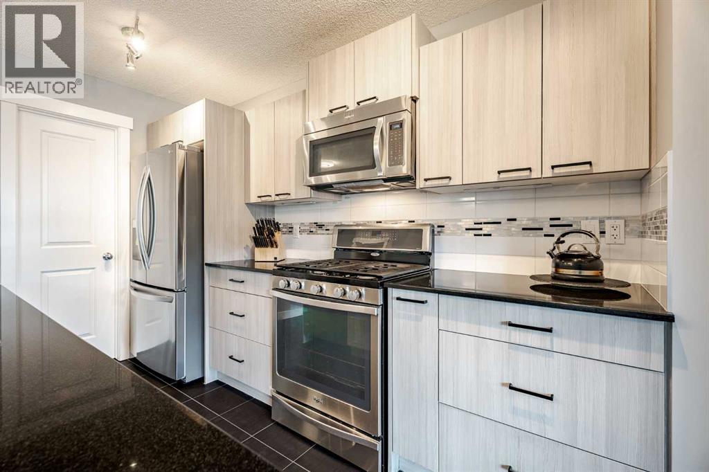 110 Skyview Ranch Manor Ne, Calgary, Alberta  T3N 0L9 - Photo 4 - A2281030