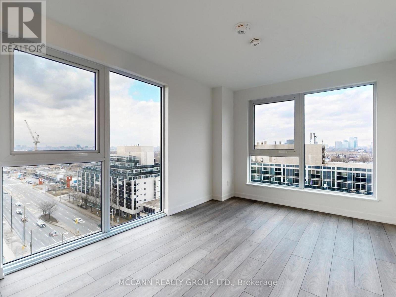 1007 The Queensway Avenue, Toronto, Ontario  M8Z 0H4 - Photo 15 - W12727384