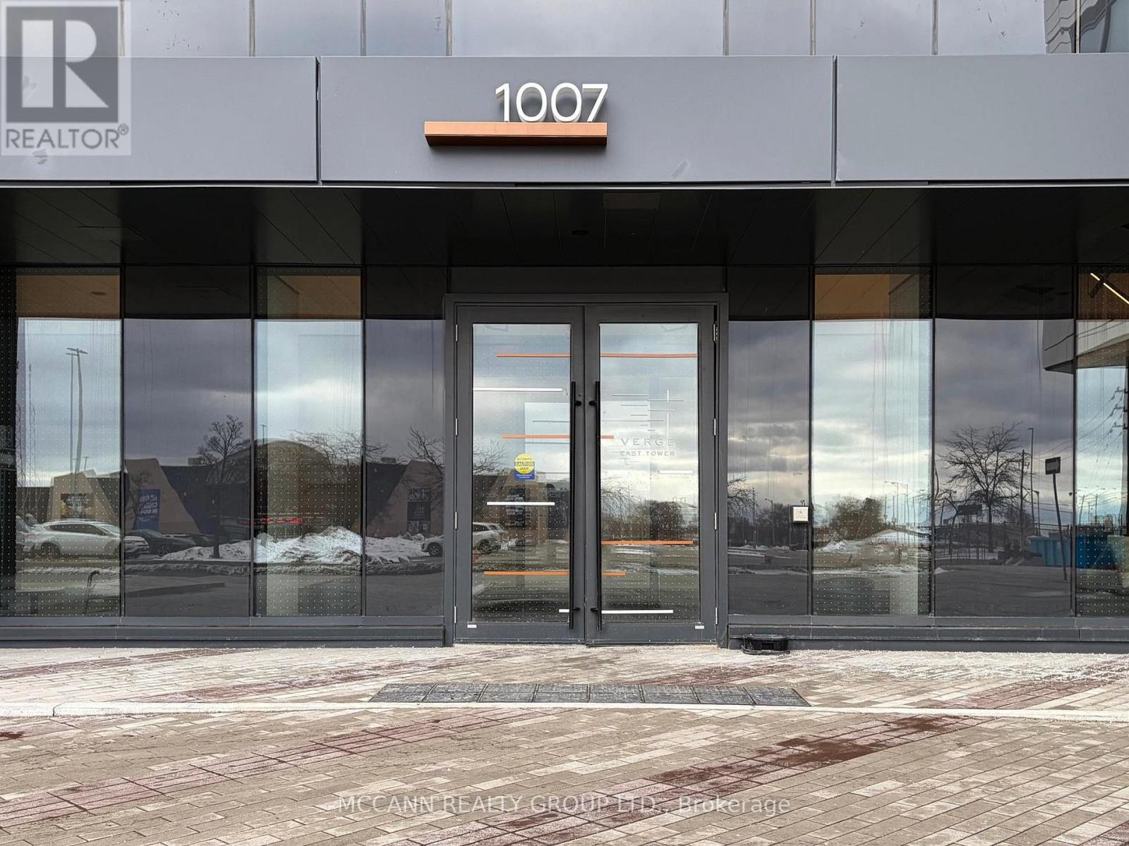 1007 The Queensway Avenue, Toronto, Ontario  M8Z 0H4 - Photo 2 - W12727384