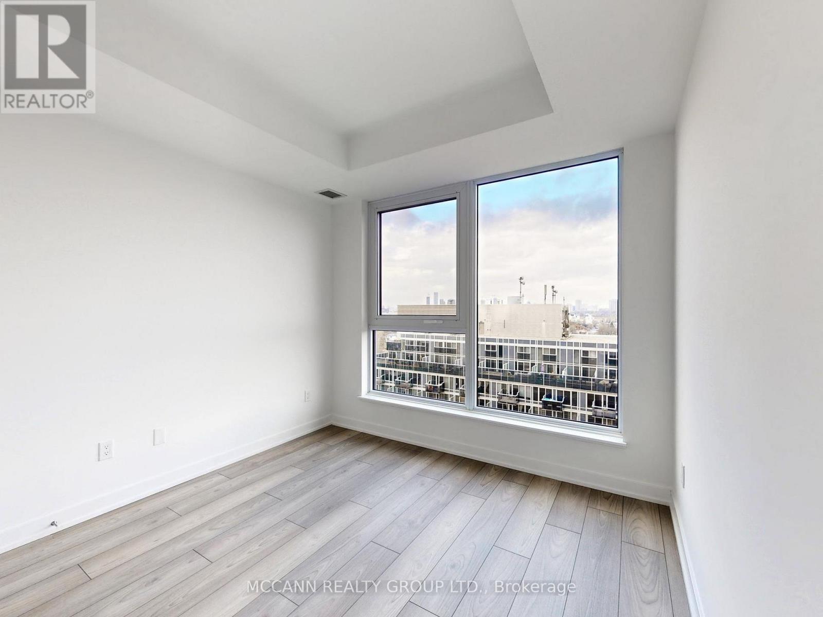 1007 The Queensway Avenue, Toronto, Ontario  M8Z 0H4 - Photo 22 - W12727384