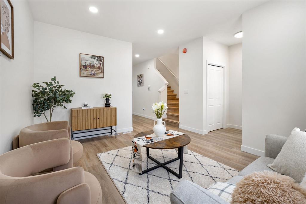 857 Boyd Avenue, Winnipeg, Manitoba  R2X 0Z5 - Photo 4 - 202601053