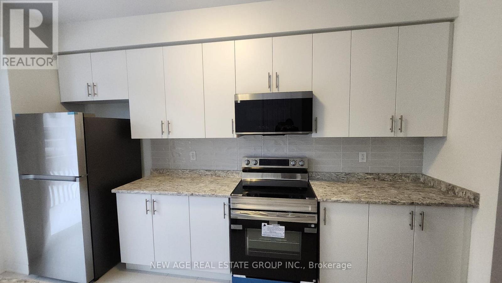 3 Hine Road, Brantford, Ontario  N3T 0W5 - Photo 5 - X12727360