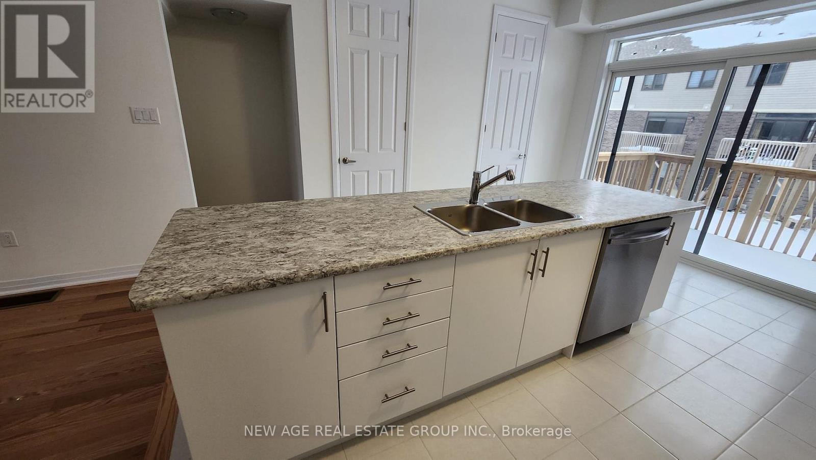 3 Hine Road, Brantford, Ontario  N3T 0W5 - Photo 7 - X12727360