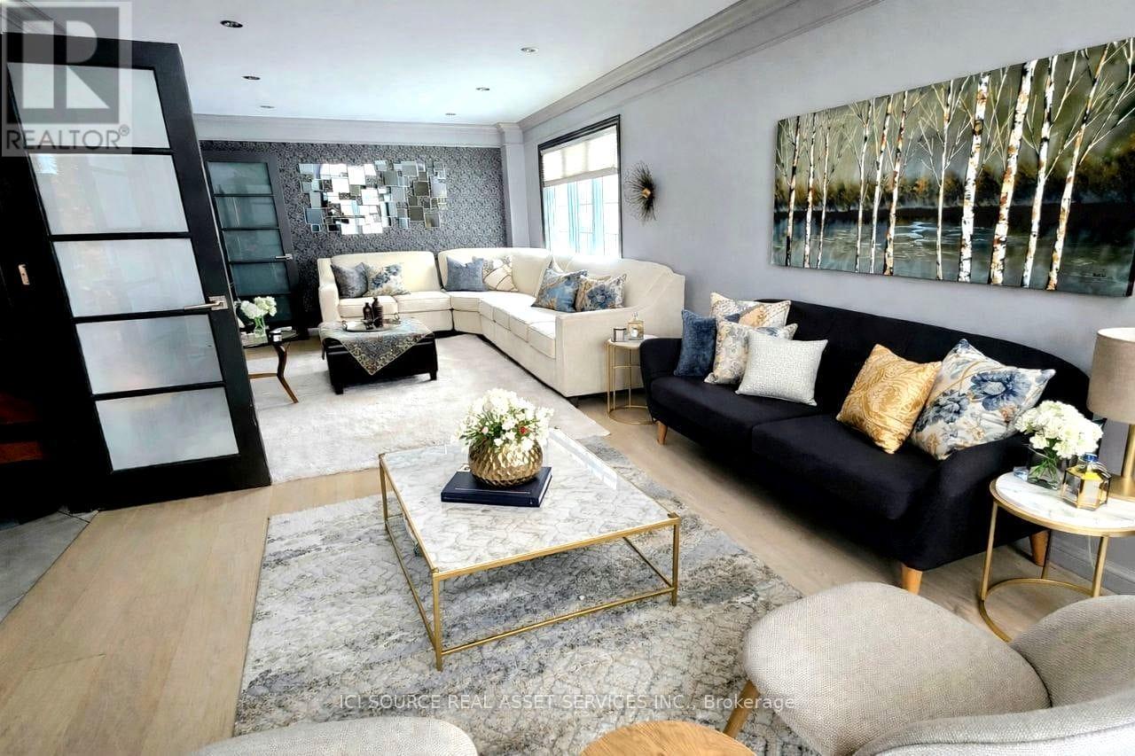 644 Willow Wood Drive, Waterloo, Ontario  N2T 2T7 - Photo 4 - X12727376