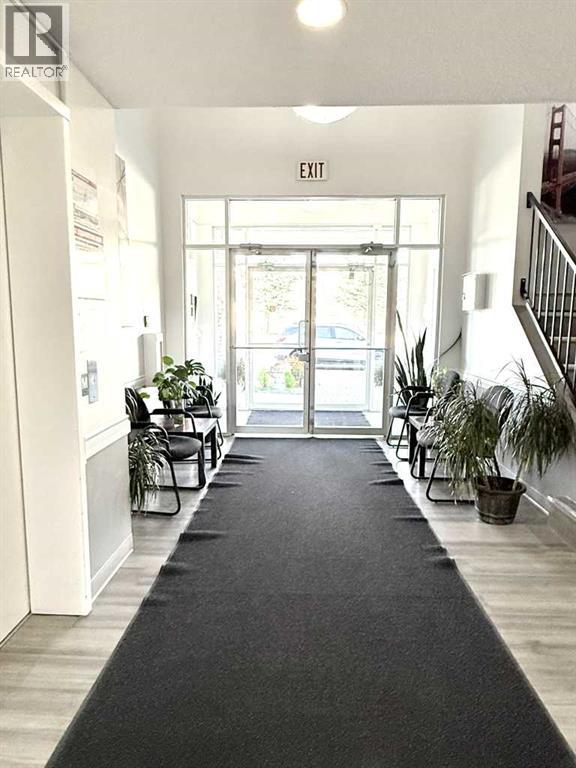 207, 5555 Falsbridge Drive Ne, Calgary, Alberta  T3J 3E8 - Photo 2 - A2278425