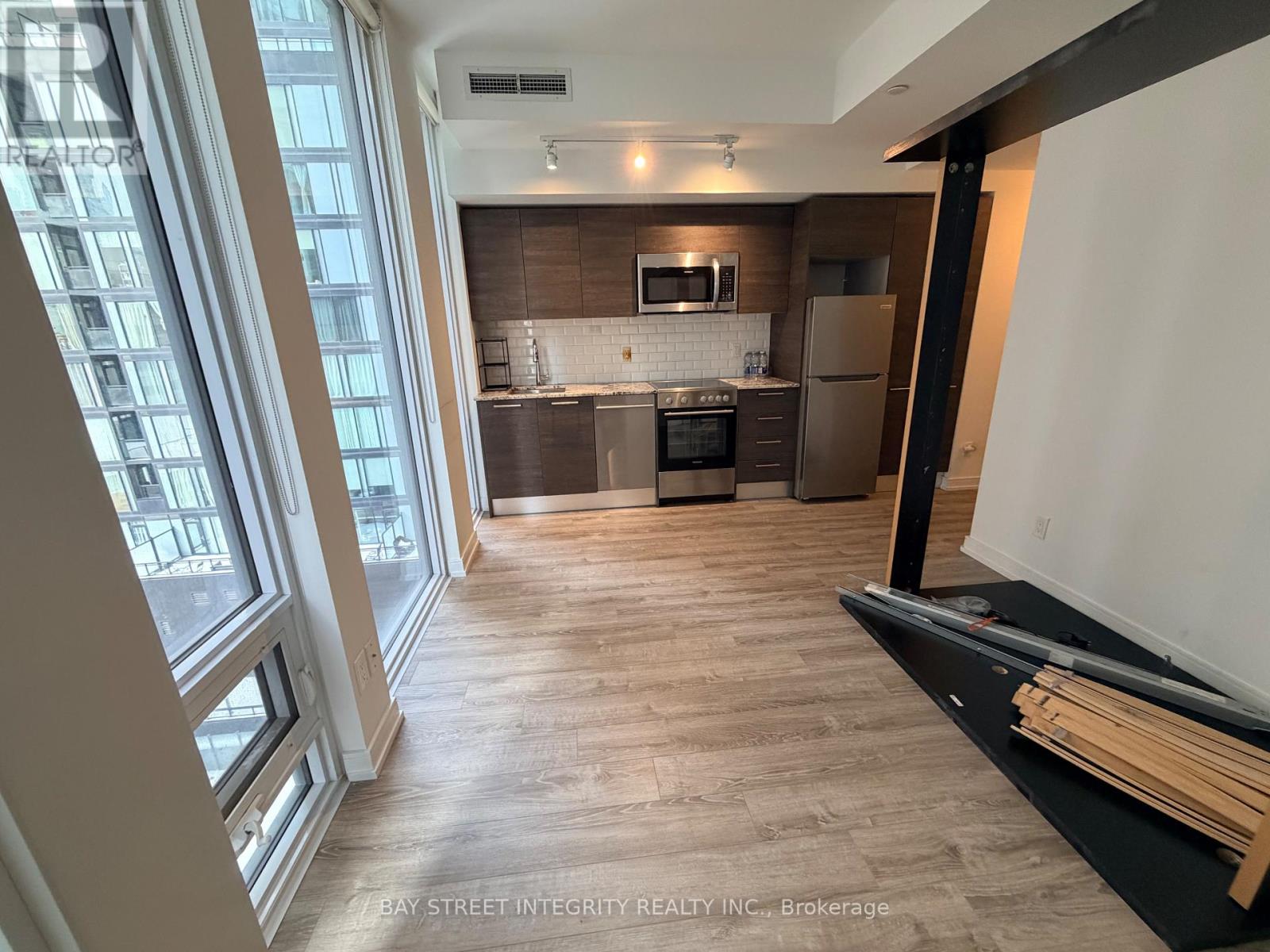 710 - 28 Wellesley Street E, Toronto, Ontario  M4Y 0C4 - Photo 3 - C12640988