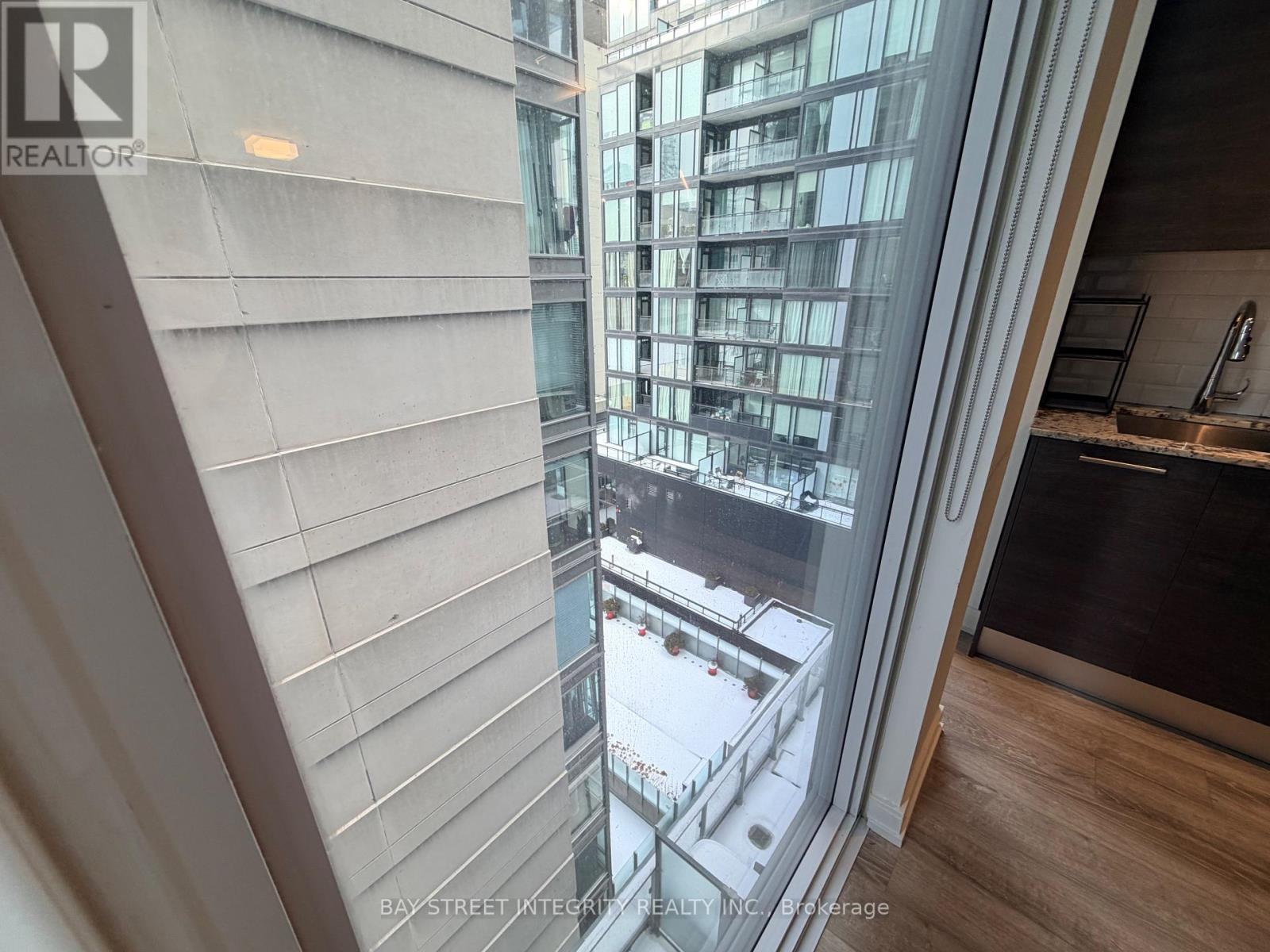 710 - 28 Wellesley Street E, Toronto, Ontario  M4Y 0C4 - Photo 8 - C12640988