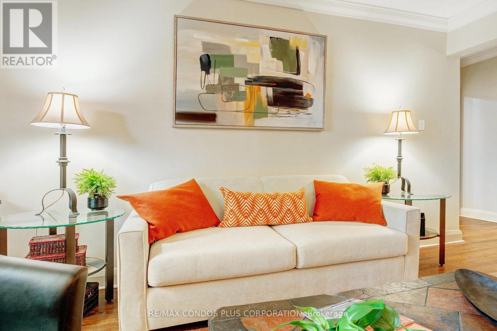 202 - 35 Raglan Avenue, Toronto, Ontario  M6C 2K7 - Photo 2 - C12727402